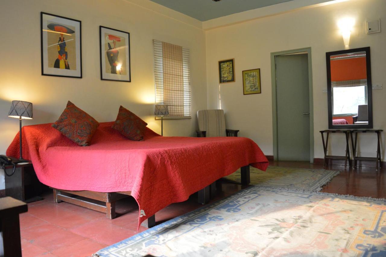 G 49 Bed & Breakfast New Delhi Exterior photo